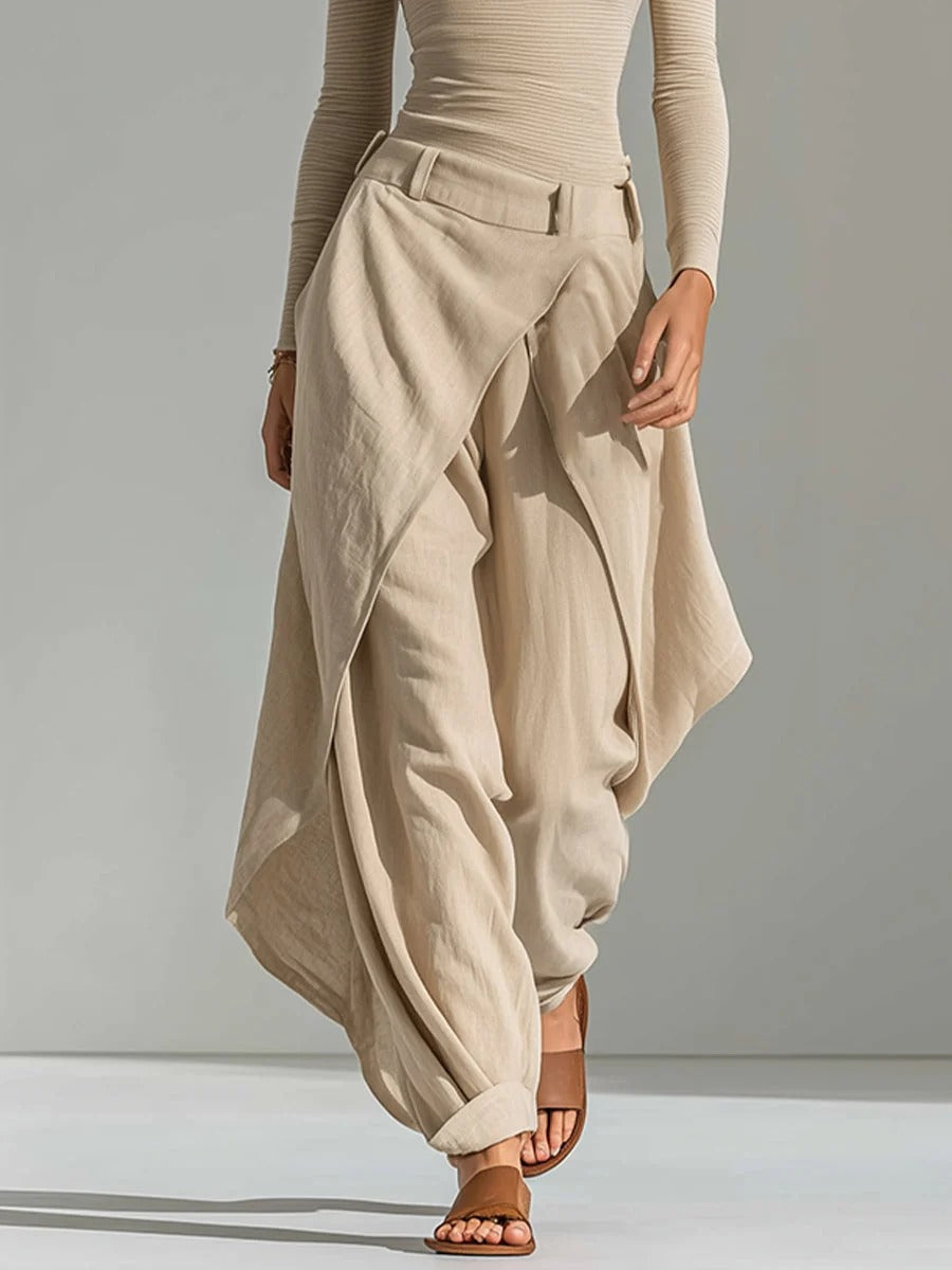 Giuliana | Conjunto de Top Beige de Cuello Barco y Pantalón de Pierna Ancha en Capas